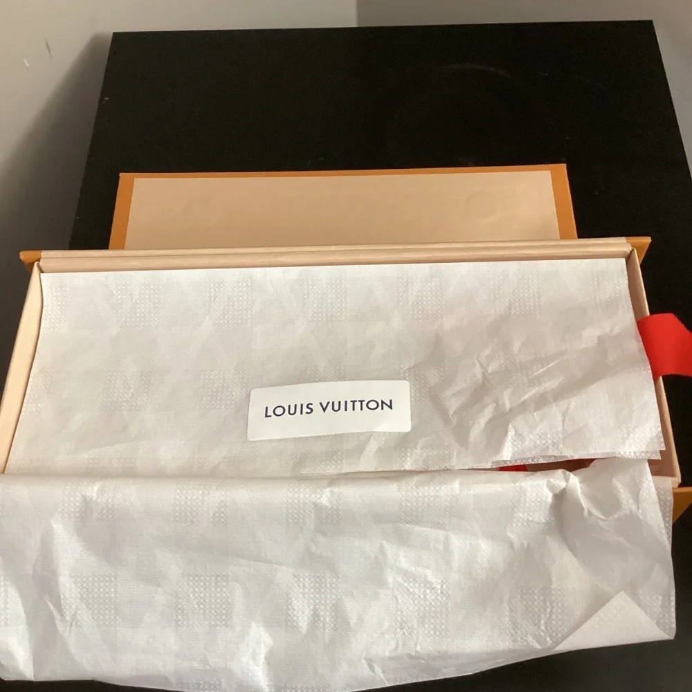 2- LOUIS VUITTON BOX BUNDLE - Picture 2 of 5